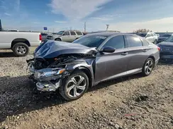 1HGCV1F52JA204917 2018 HONDA ACCORD