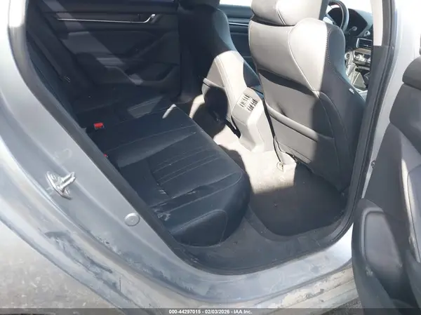 1HGCV1F52JA217019 2018 HONDA ACCORD - Image 8