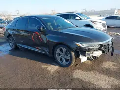 1HGCV1F52JA236539 2018 HONDA ACCORD