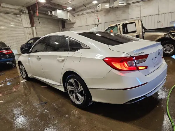 1HGCV1F52JA240901 2018 HONDA ACCORD - Image 2