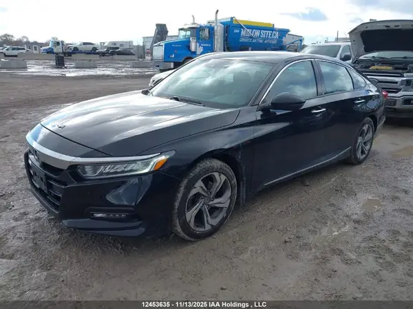 1HGCV1F52JA810055 2018 HONDA ACCORD - Image 2