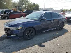 1HGCV1F52KA135521 2019 HONDA ACCORD