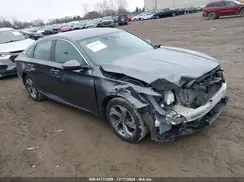 1HGCV1F52KA165764 2019 HONDA ACCORD