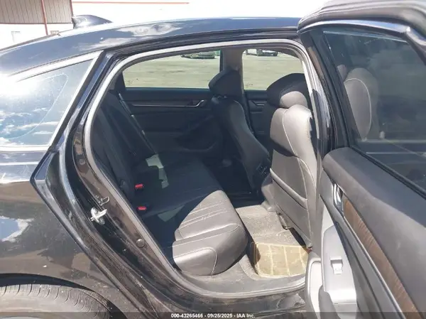1HGCV1F52LA025697 2020 HONDA ACCORD - Image 8