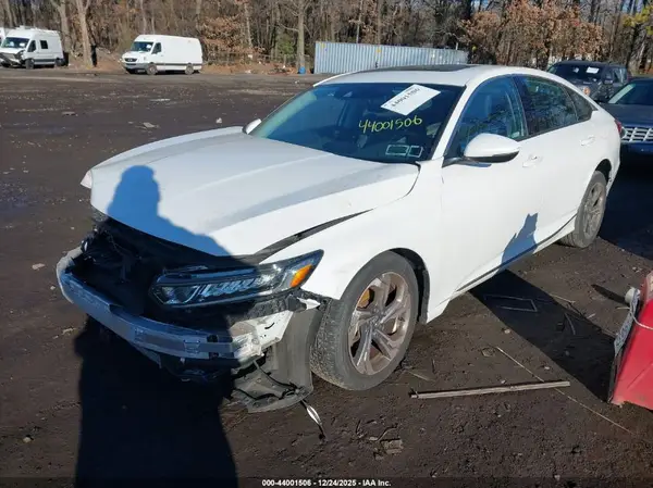 1HGCV1F52LA041589 2020 HONDA ACCORD - Image 2