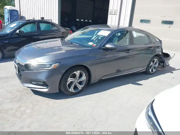 1HGCV1F52LA086855 2020 HONDA ACCORD - Image 2