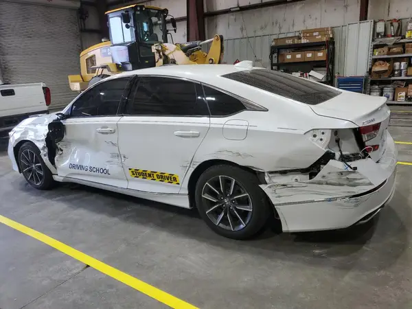 1HGCV1F52NA001001 2022 HONDA ACCORD - Image 2