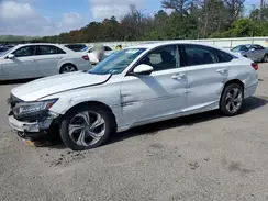 1HGCV1F53JA025124 2018 HONDA ACCORD