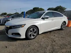1HGCV1F53JA095075 2018 HONDA ACCORD