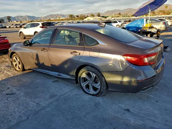 1HGCV1F53JA101909 2018 HONDA ACCORD - Image 2