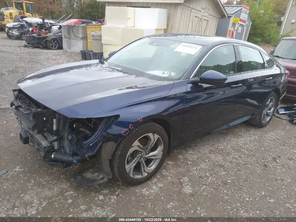 1HGCV1F53JA119052 2018 HONDA ACCORD - Image 2