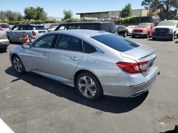1HGCV1F53JA129855 2018 HONDA ACCORD - Image 2