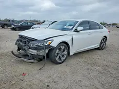 1HGCV1F53JA133940 2018 HONDA ACCORD