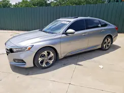 1HGCV1F53JA137518 2018 HONDA ACCORD