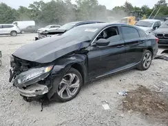 1HGCV1F53JA153086 2018 HONDA ACCORD