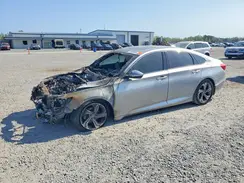 1HGCV1F53JA212394 2018 HONDA ACCORD