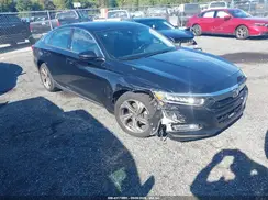 1HGCV1F53JA258016 2018 HONDA ACCORD