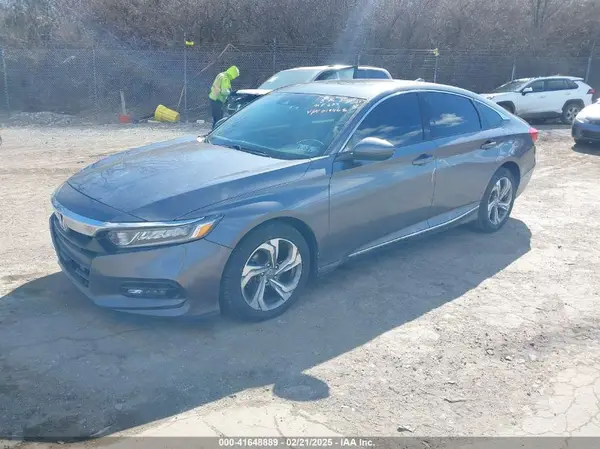 1HGCV1F53KA019468 2019 HONDA ACCORD - Image 2