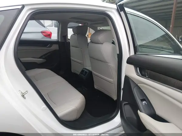 1HGCV1F53KA138587 2019 HONDA ACCORD - Image 8