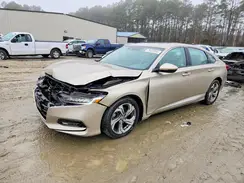 1HGCV1F53KA152943 2019 HONDA ACCORD