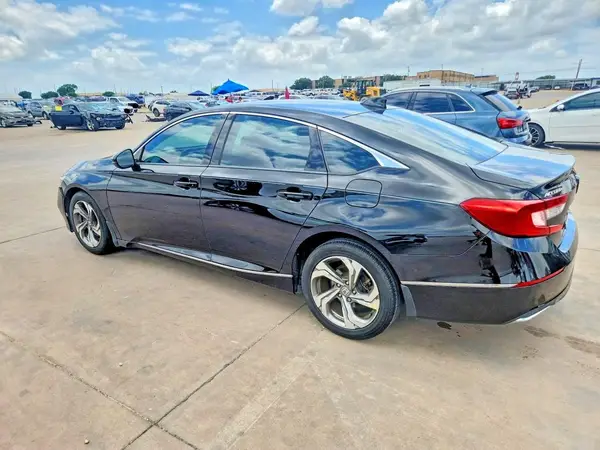 1HGCV1F53LA045232 2020 HONDA ACCORD - Image 2