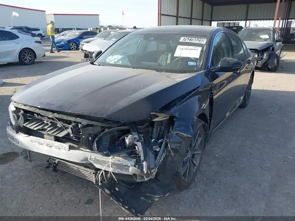 1HGCV1F53NA014436 2022 HONDA ACCORD - Image 2