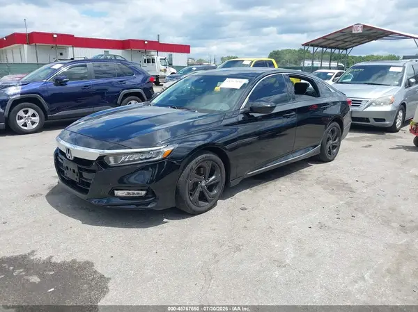 1HGCV1F54JA037153 2018 HONDA ACCORD - Image 2