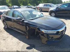 1HGCV1F54JA081136 2018 HONDA ACCORD