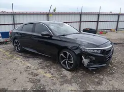 1HGCV1F54JA098387 2018 HONDA ACCORD