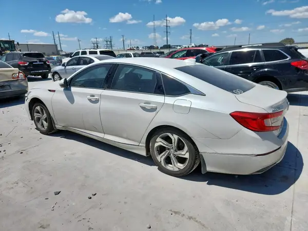 1HGCV1F54JA126673 2018 HONDA ACCORD - Image 2