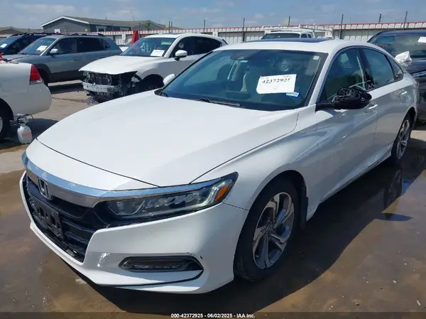 1HGCV1F54JA137012 2018 HONDA ACCORD - Image 2