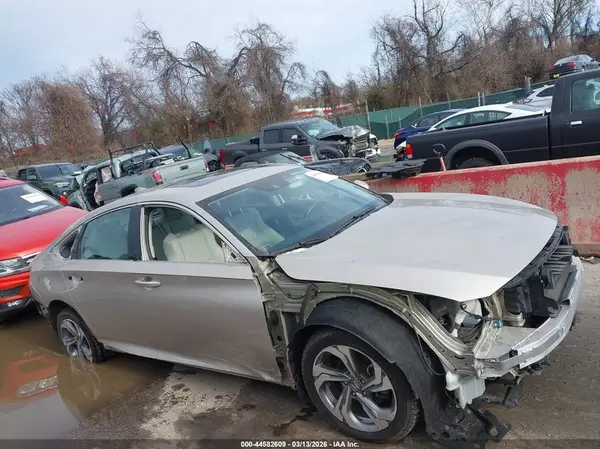 1HGCV1F54JA140881 2018 HONDA ACCORD - Image 1