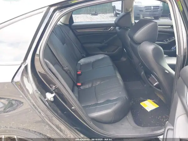 1HGCV1F54JA168924 2018 HONDA ACCORD - Image 8