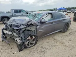 1HGCV1F54JA231939 2018 HONDA ACCORD