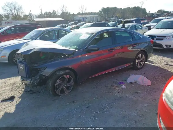 1HGCV1F54JA258056 2018 HONDA ACCORD - Image 2