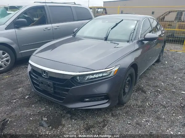 1HGCV1F54JA808887 2018 HONDA ACCORD - Image 2