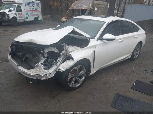 1HGCV1F54KA032388 2019 HONDA ACCORD - Image 2