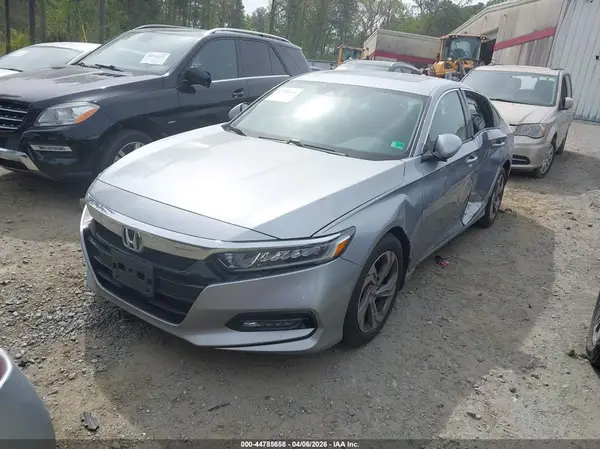 1HGCV1F54KA070767 2019 HONDA ACCORD - Image 2