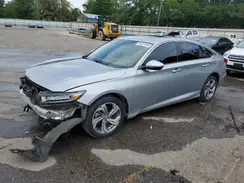 1HGCV1F54KA133852 2019 HONDA ACCORD