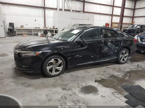 1HGCV1F55JA038764 2018 HONDA ACCORD - Image 2