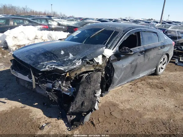 1HGCV1F55JA108263 2018 HONDA ACCORD - Image 2