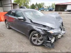 1HGCV1F55JA130196 2018 HONDA ACCORD