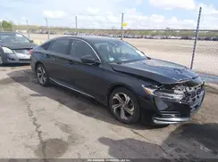 1HGCV1F55JA143658 2018 HONDA ACCORD