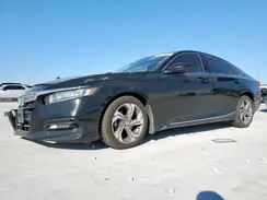 1HGCV1F55JA258003 2018 HONDA ACCORD