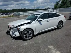 1HGCV1F55KA040323 2019 HONDA ACCORD