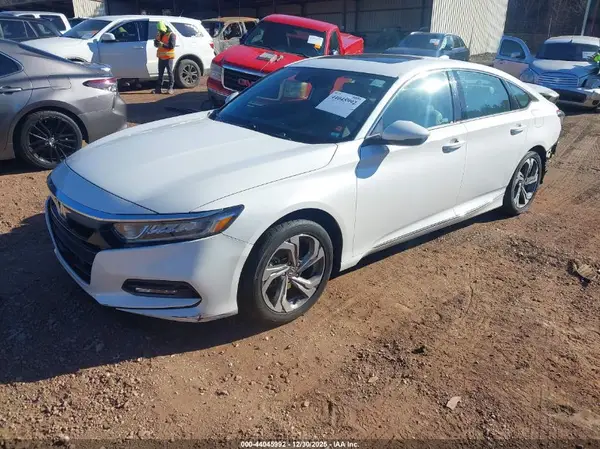 1HGCV1F55KA132242 2019 HONDA ACCORD - Image 2