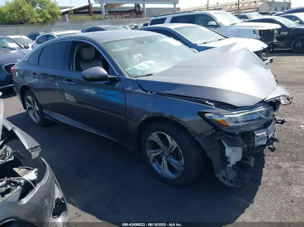 1HGCV1F56JA023030 2018 HONDA ACCORD - Image 1