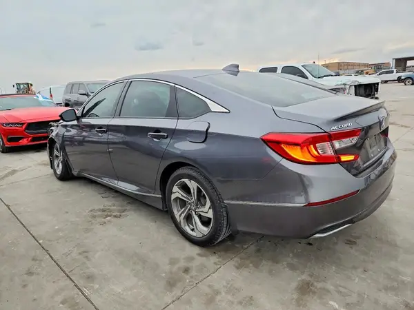 1HGCV1F56JA055850 2018 HONDA ACCORD - Image 2