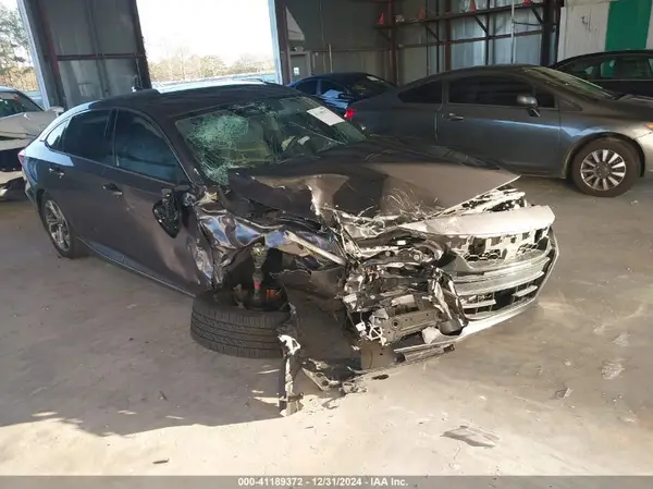 1HGCV1F56JA070235 2018 HONDA ACCORD - Image 1