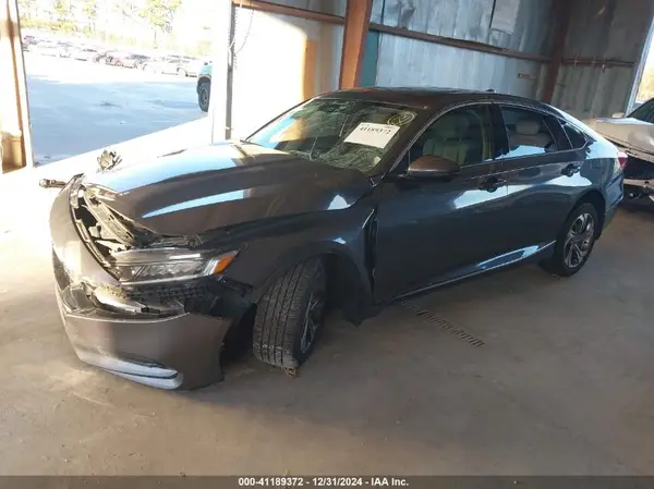 1HGCV1F56JA070235 2018 HONDA ACCORD - Image 2